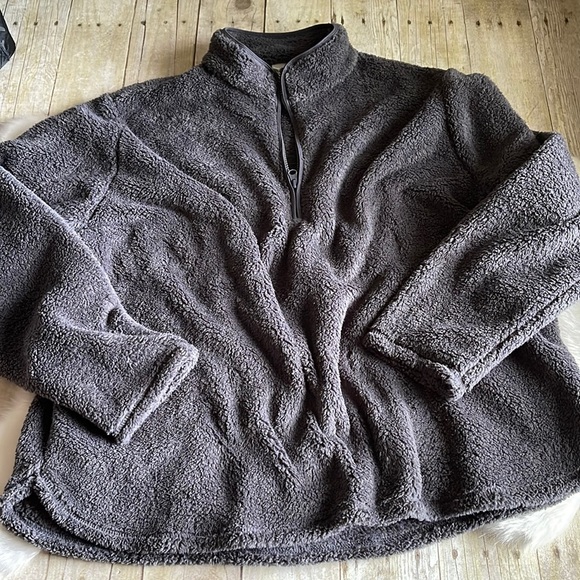 Charcoal Gray 1/4 Zip Teddy Pullover NWT - Picture 5 of 7